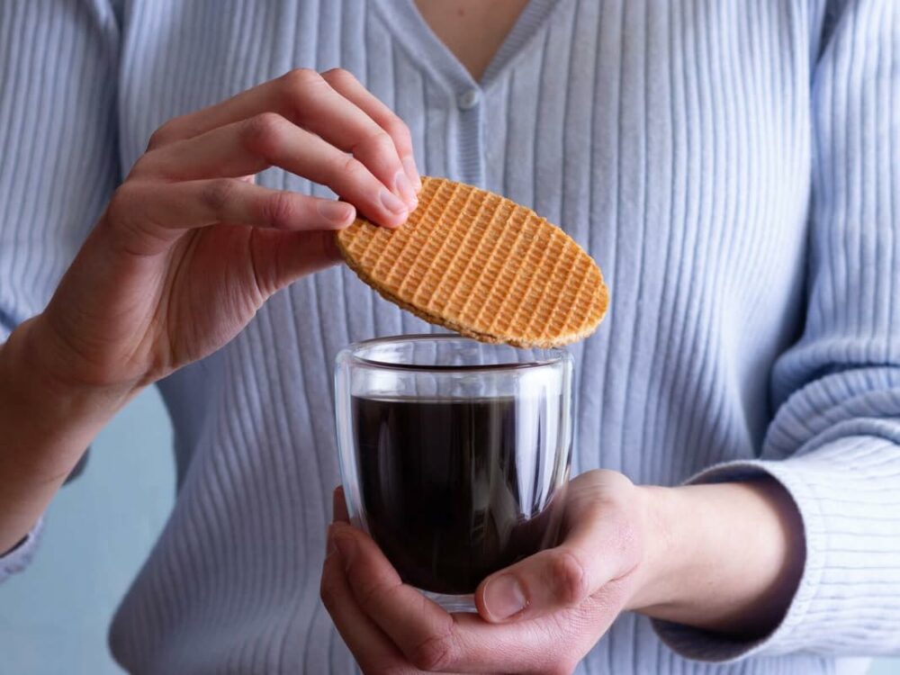 【Flash Sale】Daelmans Stroopwafels - Caramel Waffles – 39 g x 24 (Single Pack) in a Box - Authentic Dutch Caramel Waffle - Stroopwaffles - Image 2