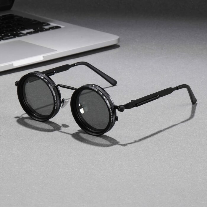 Fashionable Adjustable Sunglasses: Suitable for retro punk parties, sunshade, sun protection and festivals like Easter, graduation season, Halloween and Christmas. With aluminum-magnesium lenses, alloy frames, a glasses case and a lens cloth.