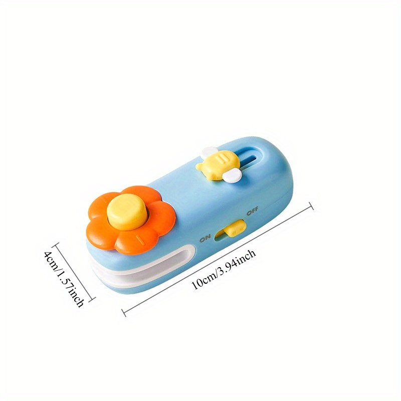 1pc Flower style snack sealer, mini rechargeable household small portable hand press sealer,